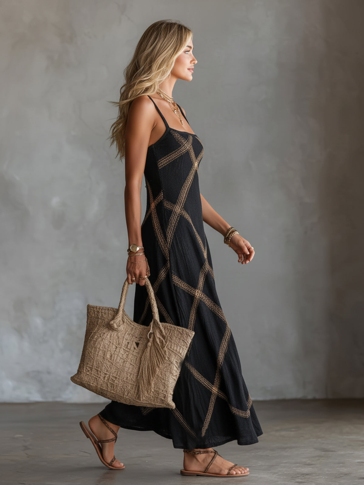 Vittoria – Vestido Geométrico Negro Camel - Zevra Collection