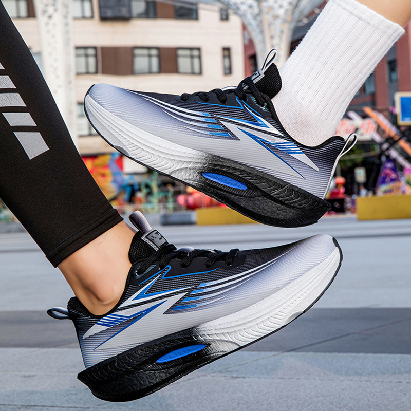 Men's Breathable Gradient Shock-Absorbing Sports Shoes