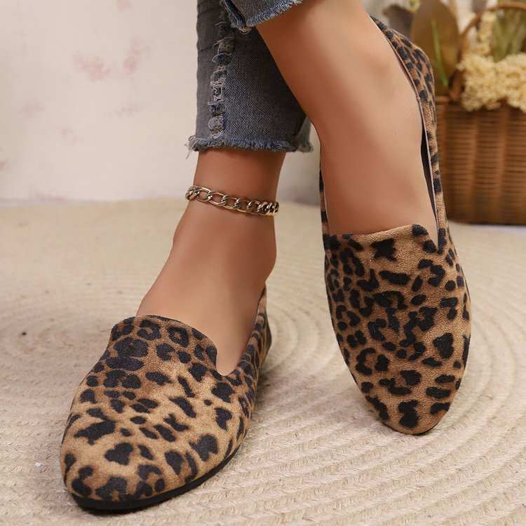 Women's Leopard Print Slip-On Loafers – Comfy Pointed Toe Flats