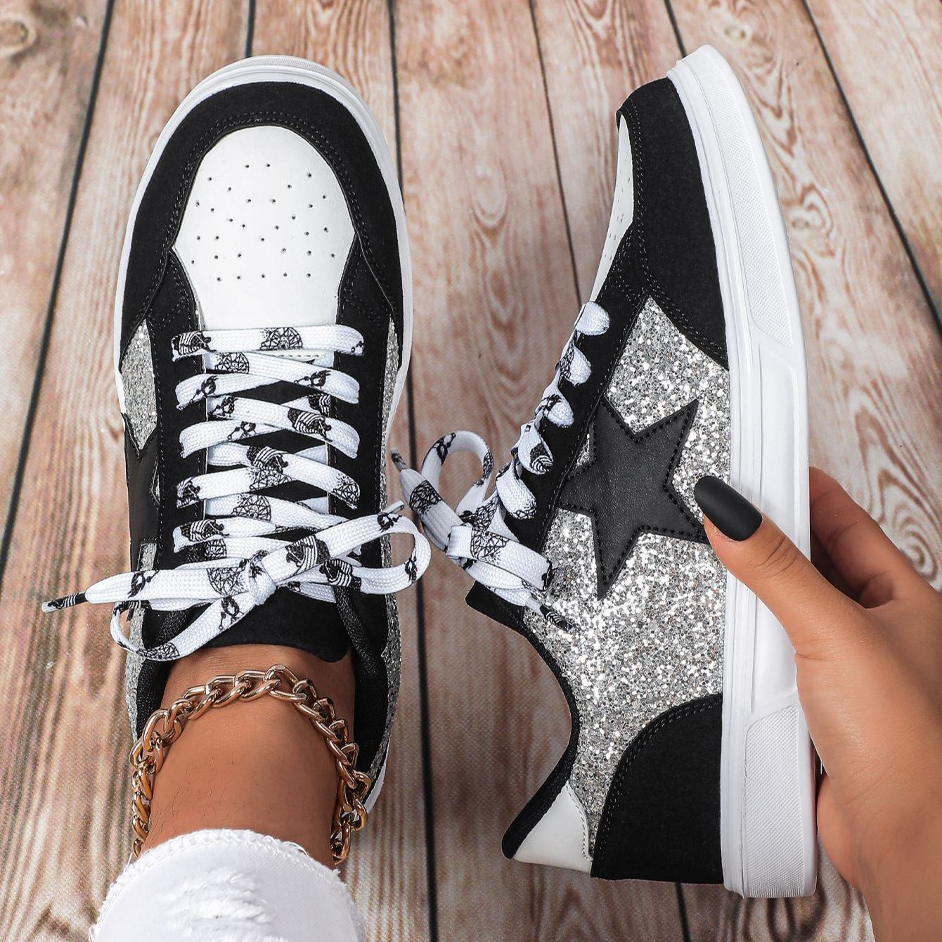 Women's Glitter Star Platform Sneakers