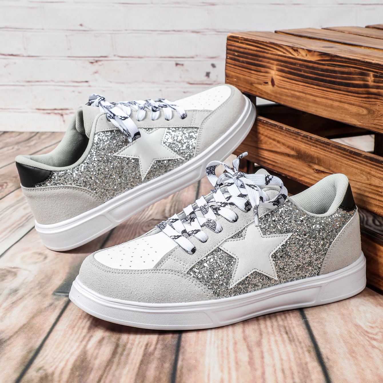 Women's Glitter Star Platform Sneakers