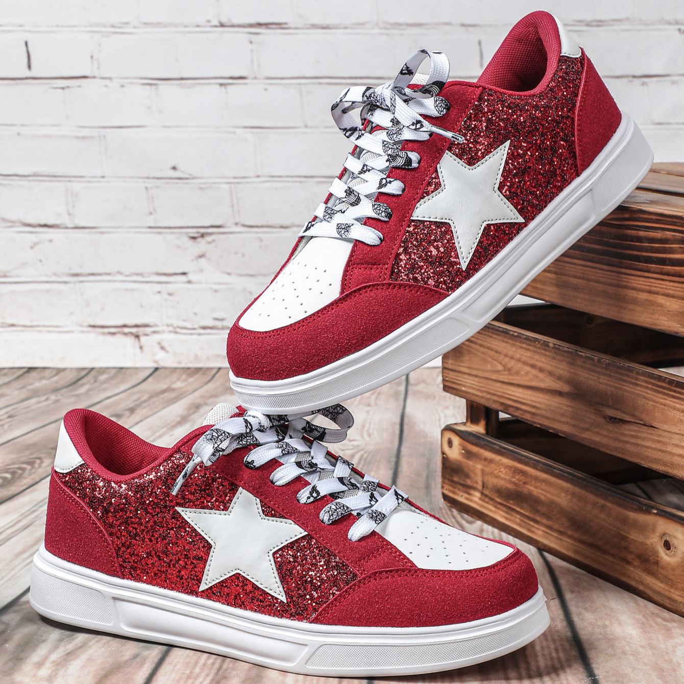 Women's Glitter Star Platform Sneakers