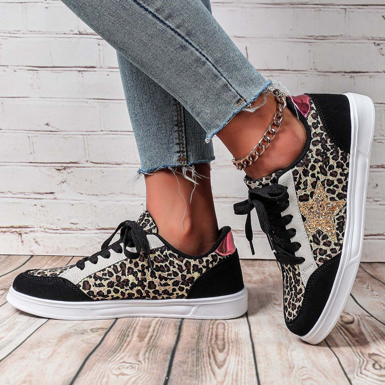 Women's Glitter Star Platform Sneakers
