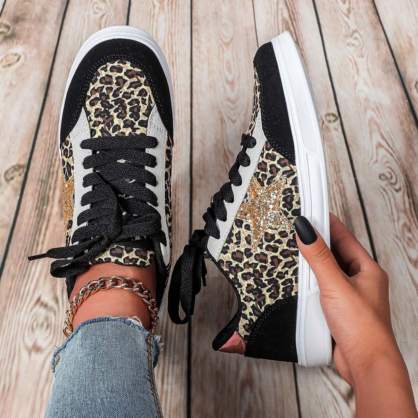 Women's Glitter Star Platform Sneakers